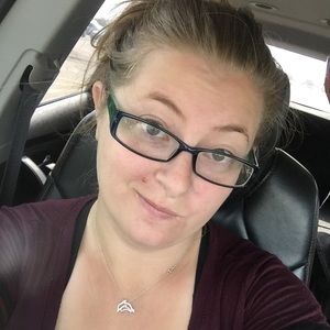 Meet your Posher, Becky